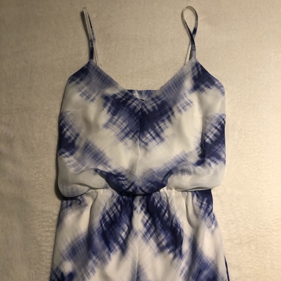 White and Blue Vince Camuto Maxi Dress - Picture 2 of 7